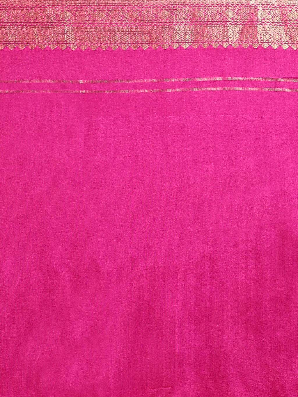 Lavender Mysore Crepe Pure Silk Saree - close up of gold zari buttas and pink pallu